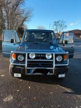 Mitsubishi Pajero L040 3.0 V6 - Mitsubishi Pajero: 3.0