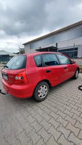 Honda civic 5 DR - Honda Civic mit Benzin-Antrieb: 5d