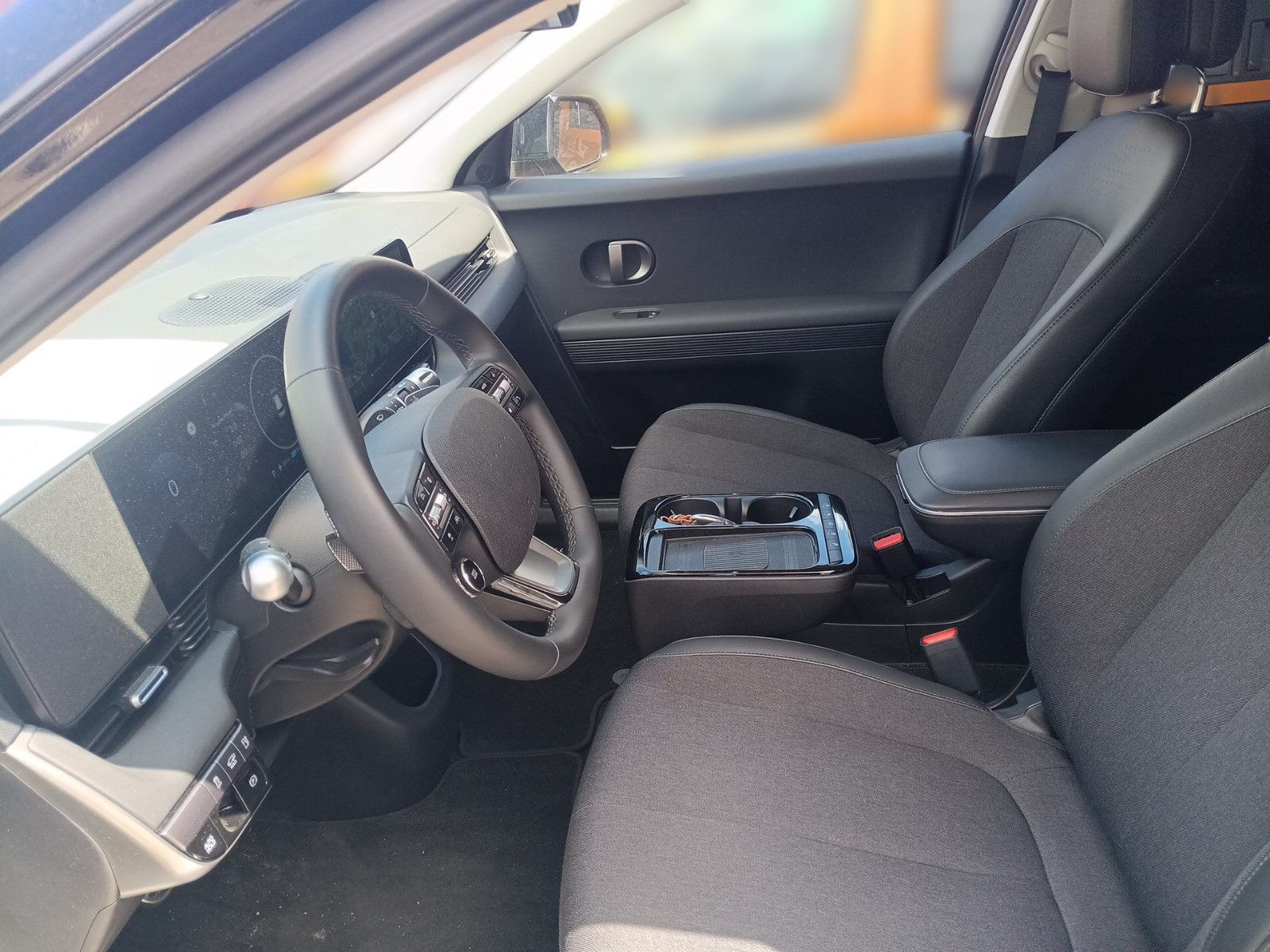 Fahrzeugabbildung Hyundai IONIQ 5 84kWh 325PS 4WD Techniq Parkpaket