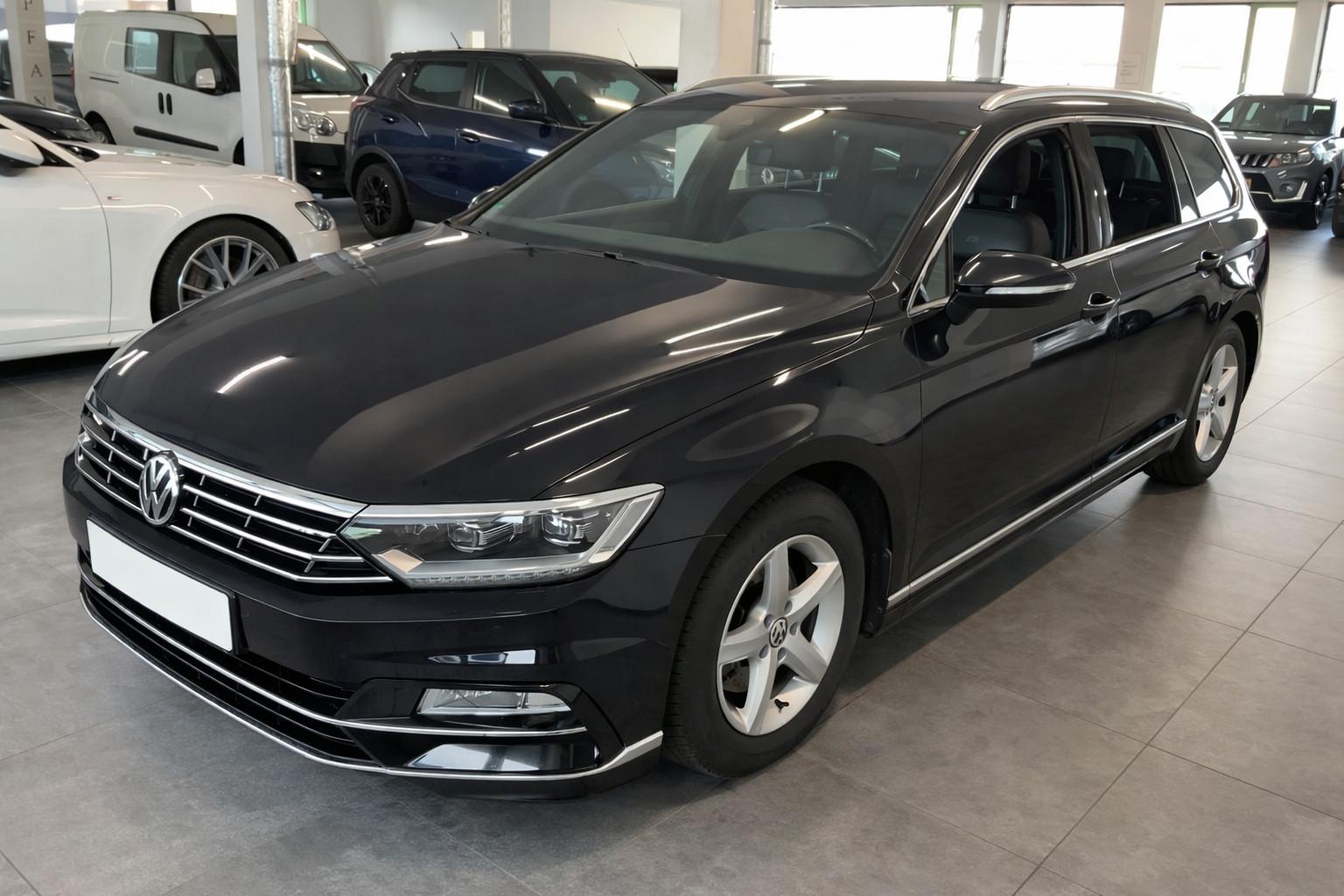 Volkswagen Passat 2.0 TDI DSG Highline 3x R line|2Hand!AHK!
