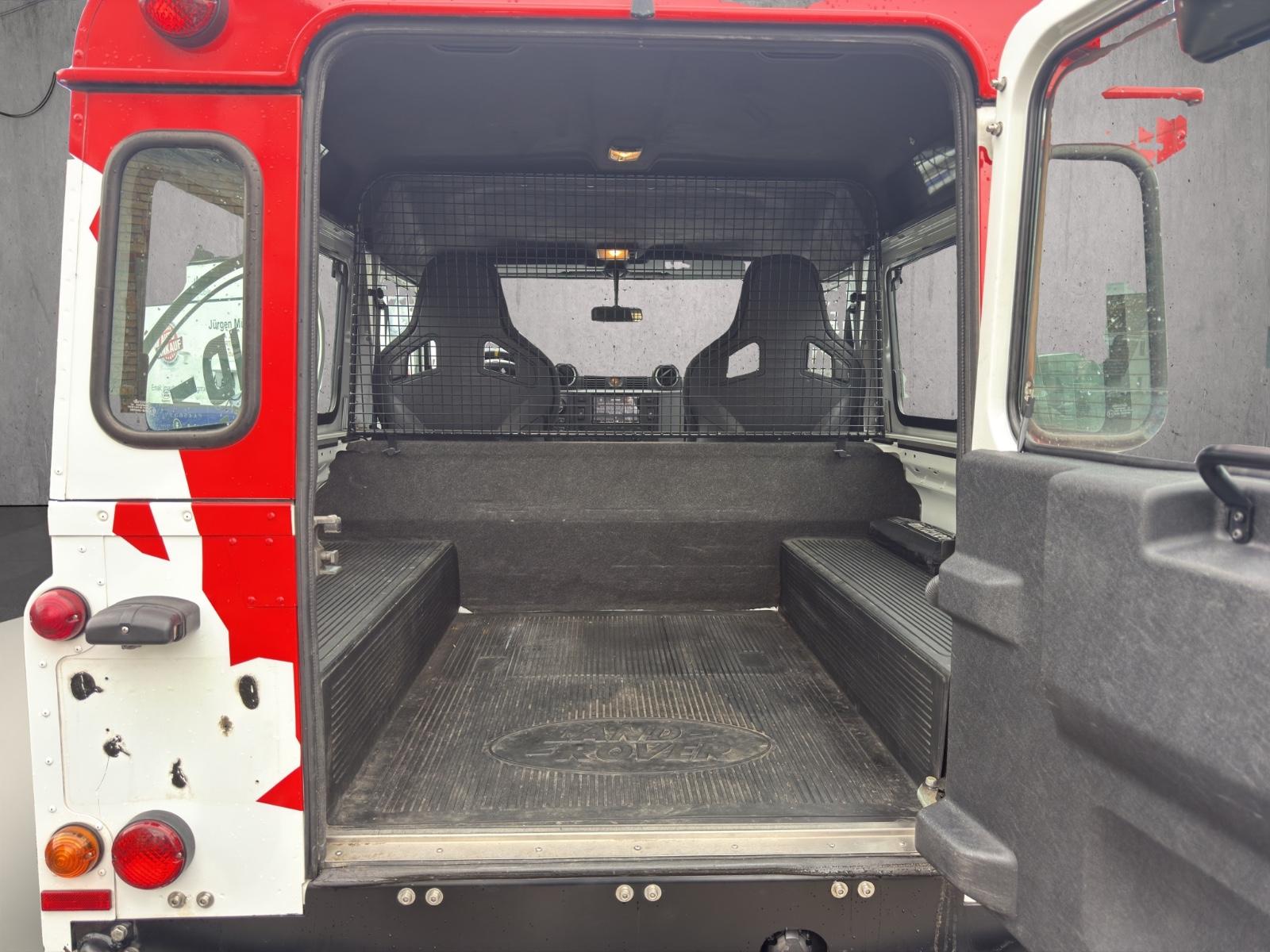LAND ROVER DEFENDER 90 E BOWLER EDITION CHAUFFAGE STATIONNAIRE 150 CH 4X4 BVM - PACK SPORT - VOLANT EN CUIR