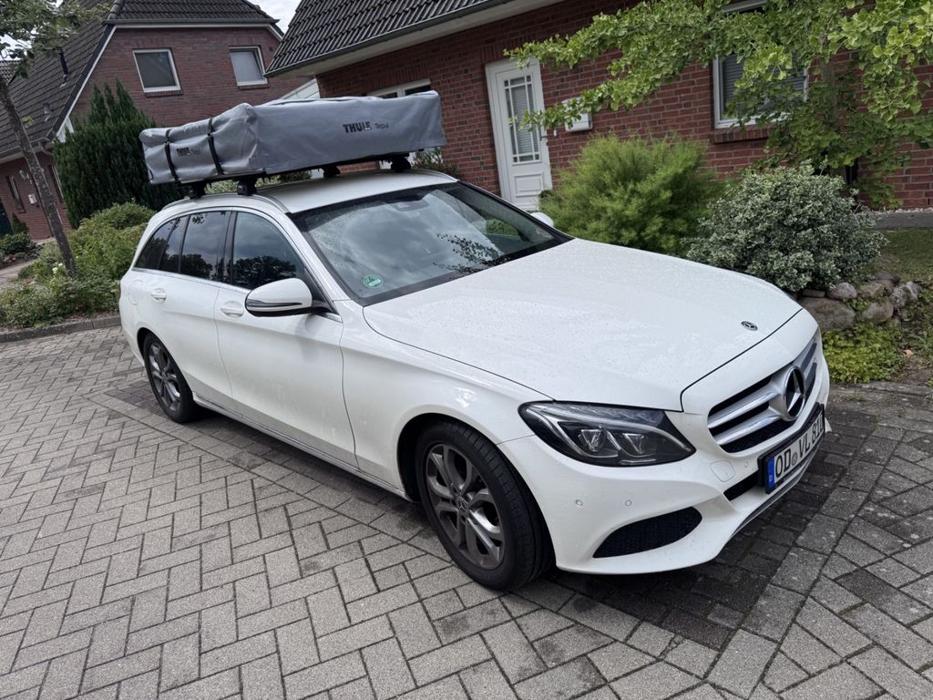 Image of Mercedes-Benz 220
