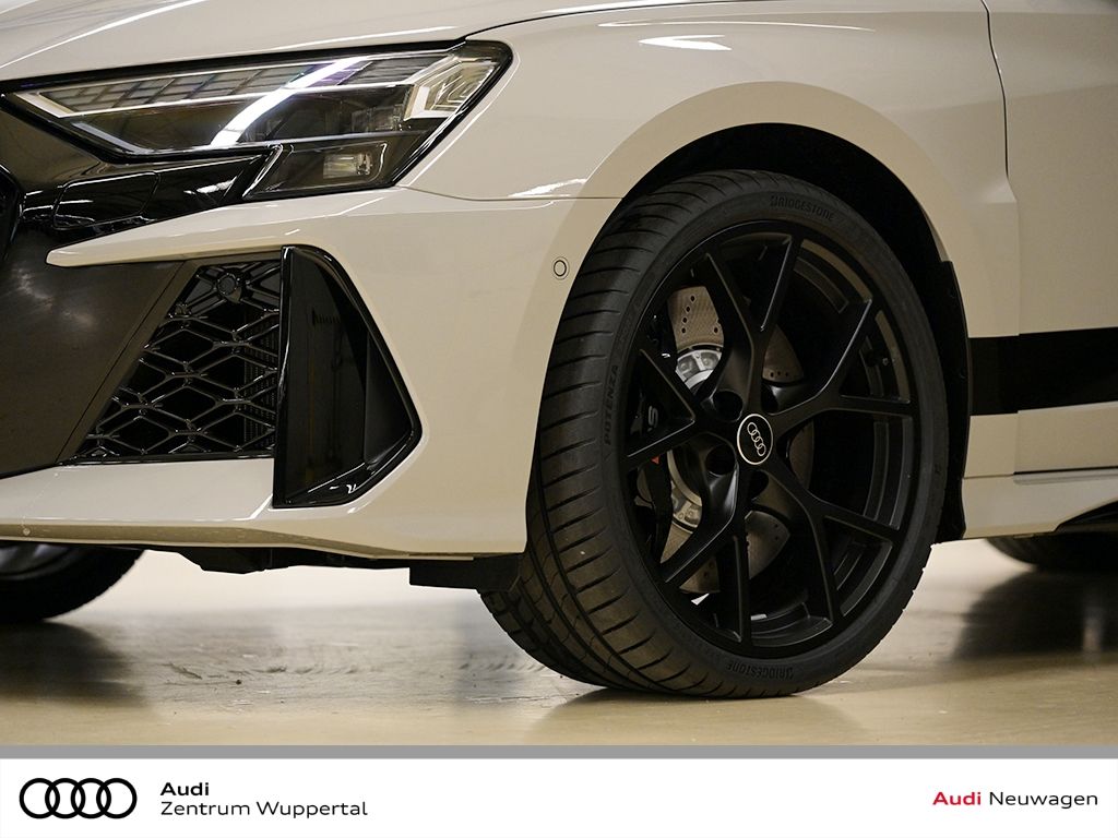 Audi RS3 Limousine S tronic 2.5 294 kW TFSI quattro foto 6