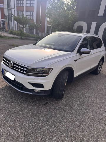 VW Tiguan Allspace 2.0 TDI SCR 140kW DSG 4MOTIO...
