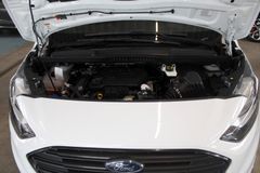 Fahrzeugabbildung Ford Transit Connect TREND L2 Lang KLIMA AHK WinterP