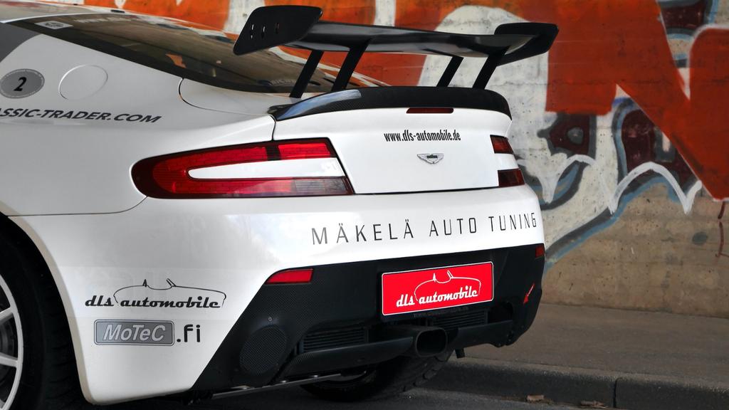 Aston Martin V8 Vantage