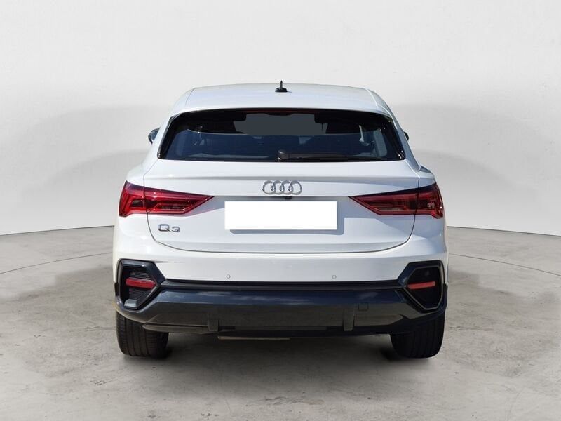 Audi Q3 Sportback 35 2.0 tdi Business Plus s-tro foto 3