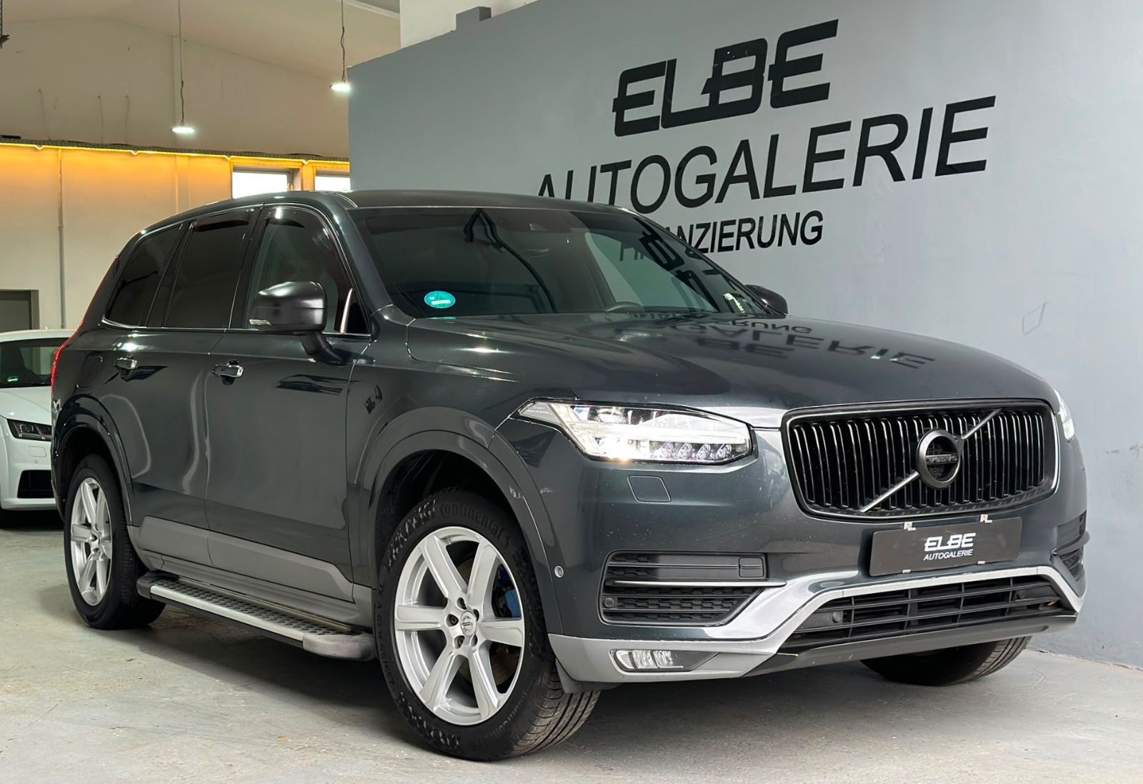 Volvo Volvo XC90 D5 AWD Geartronic Austausch Motor 7-Sit