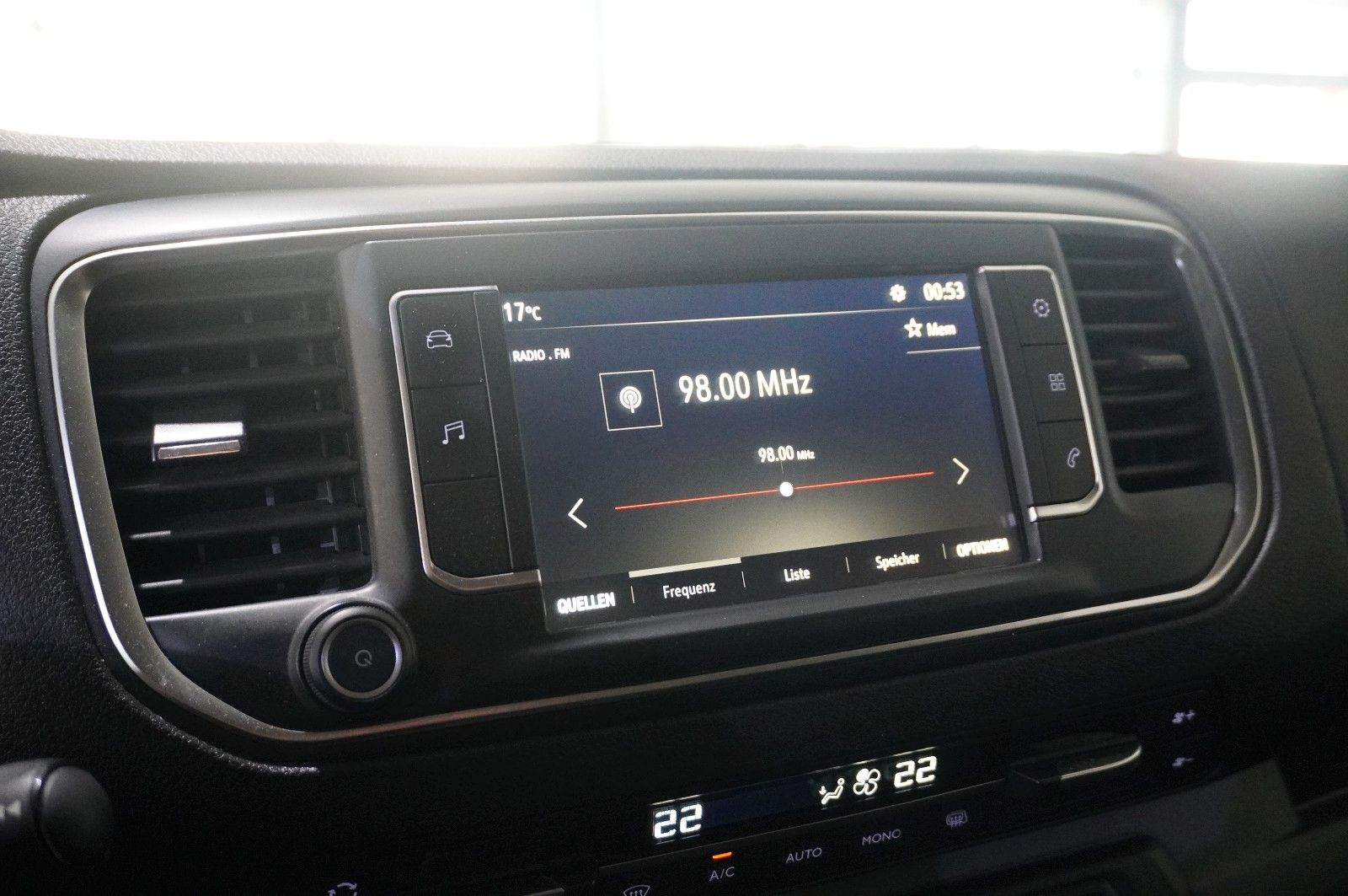 Fahrzeugabbildung Opel Vivaro Kasten M 1.5D EDIT WÜRTH NAVI/KAMERA/TEMP