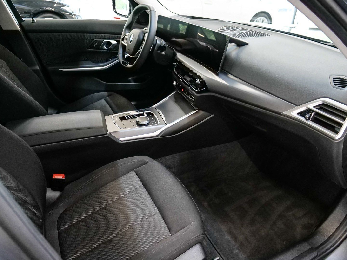 BMW 320 - Bild 16