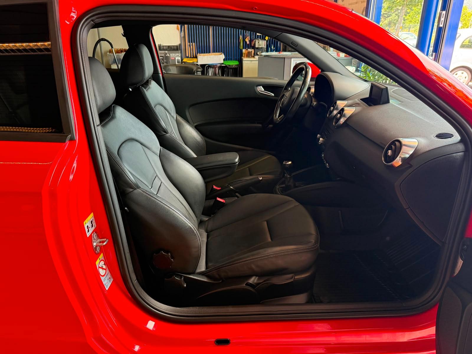 Audi A1 Sportback Volleder / Navi / Klimaautomatik