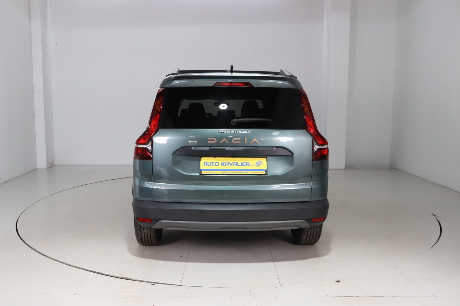 Fahrzeugabbildung Dacia Jogger  TCe * 7-Sitzer * Navi * LED * Sitzhzg.