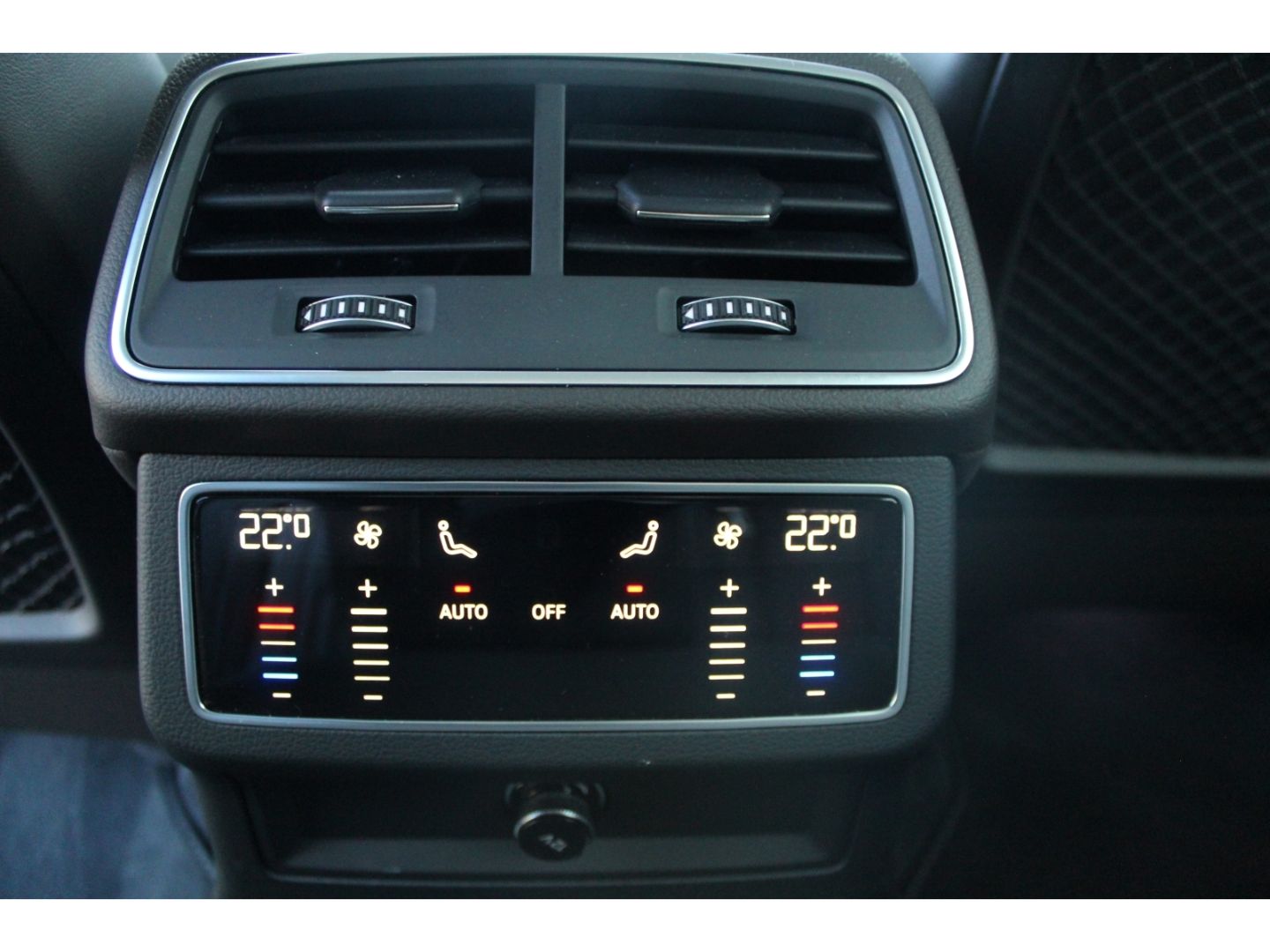 A6 Avant 50TDIqu.Tiptr. S-Line*AHK*Massage*B&O!!
