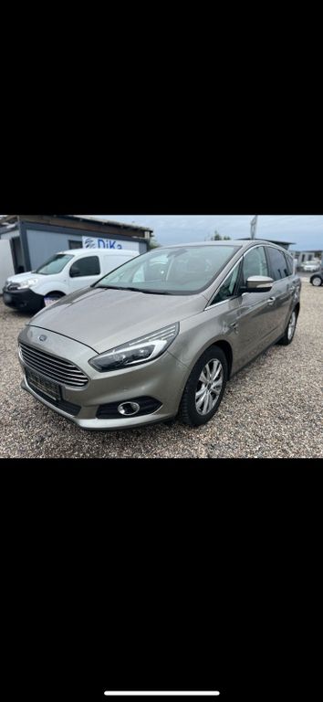 Image of Ford S-Max