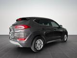 Hyundai Tucson 1.6 Advantage AT 4WD / - Hyundai TUCSON: Automatik