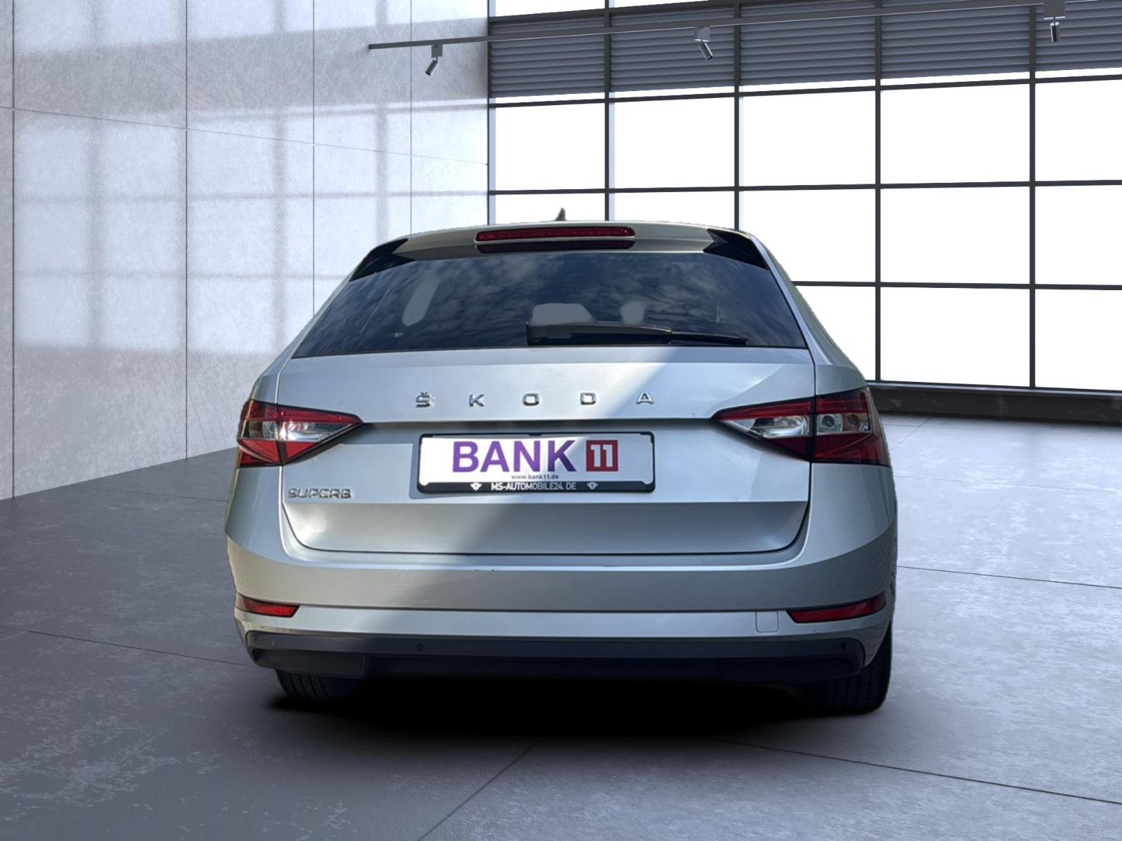 Fahrzeugabbildung SKODA Superb Combi / 1 Hd. unfallfrei