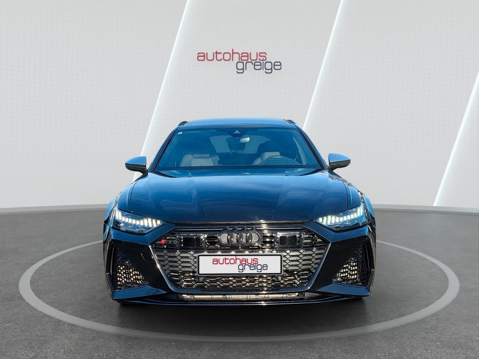 Audi RS 6  4.0 TFSI  Matrix Pano Bang&Olufsen 22"