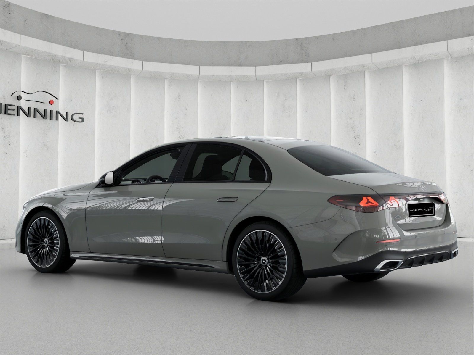 Mercedes-Benz E 220 d AMG Night Pano Burm Superscreen Di-Li DI imagem 2
