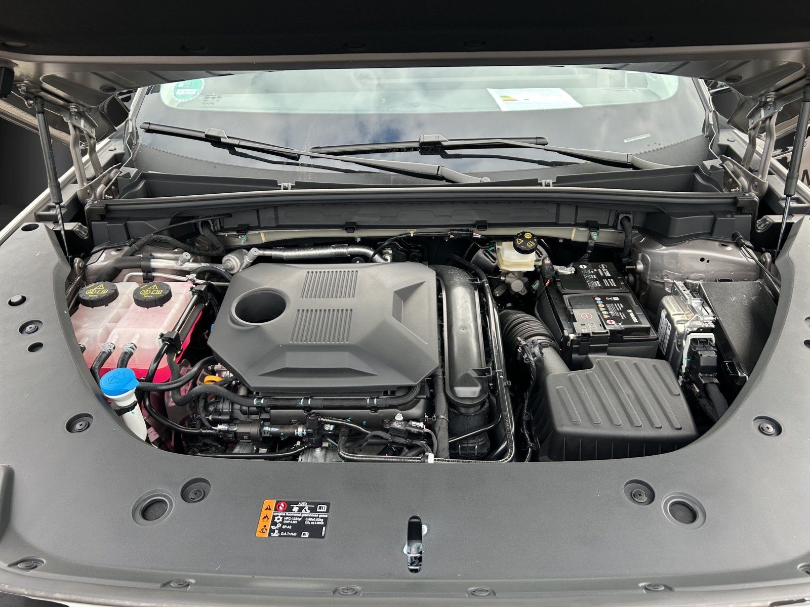 Fahrzeugabbildung MG MG HS Luxury AT