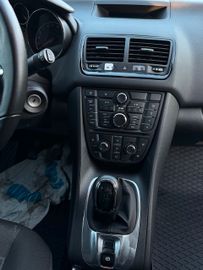 Bild 9 Opel Meriva B Edition 1.4 120PS RADIO CD KLIMA GJR