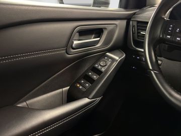 Nissan Qashqai - 11