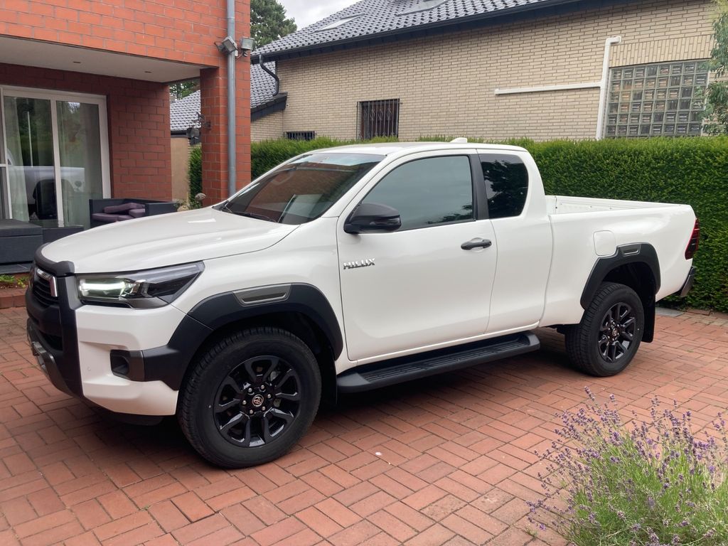 Toyota Hilux Invincible 2,8D-4D,Extra Cab,netto:43000€