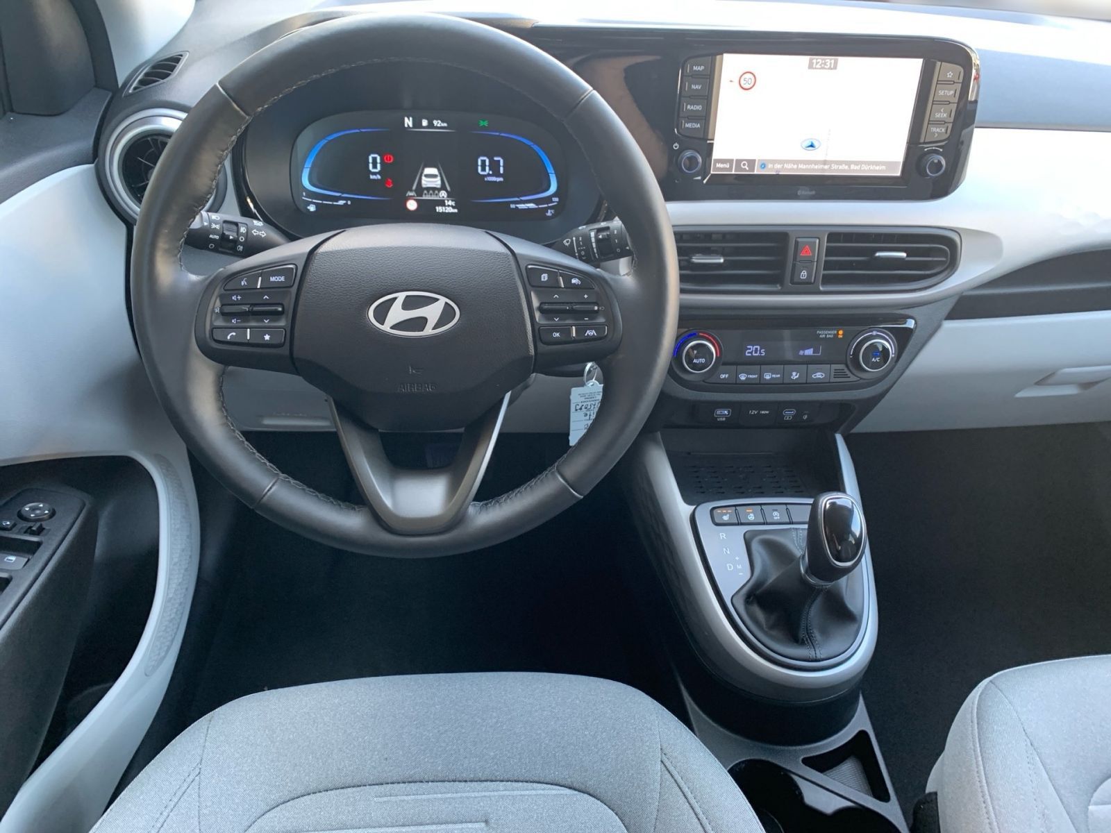 Fahrzeugabbildung Hyundai i10 FL 1.2 Automatik Prime Navi Kamera