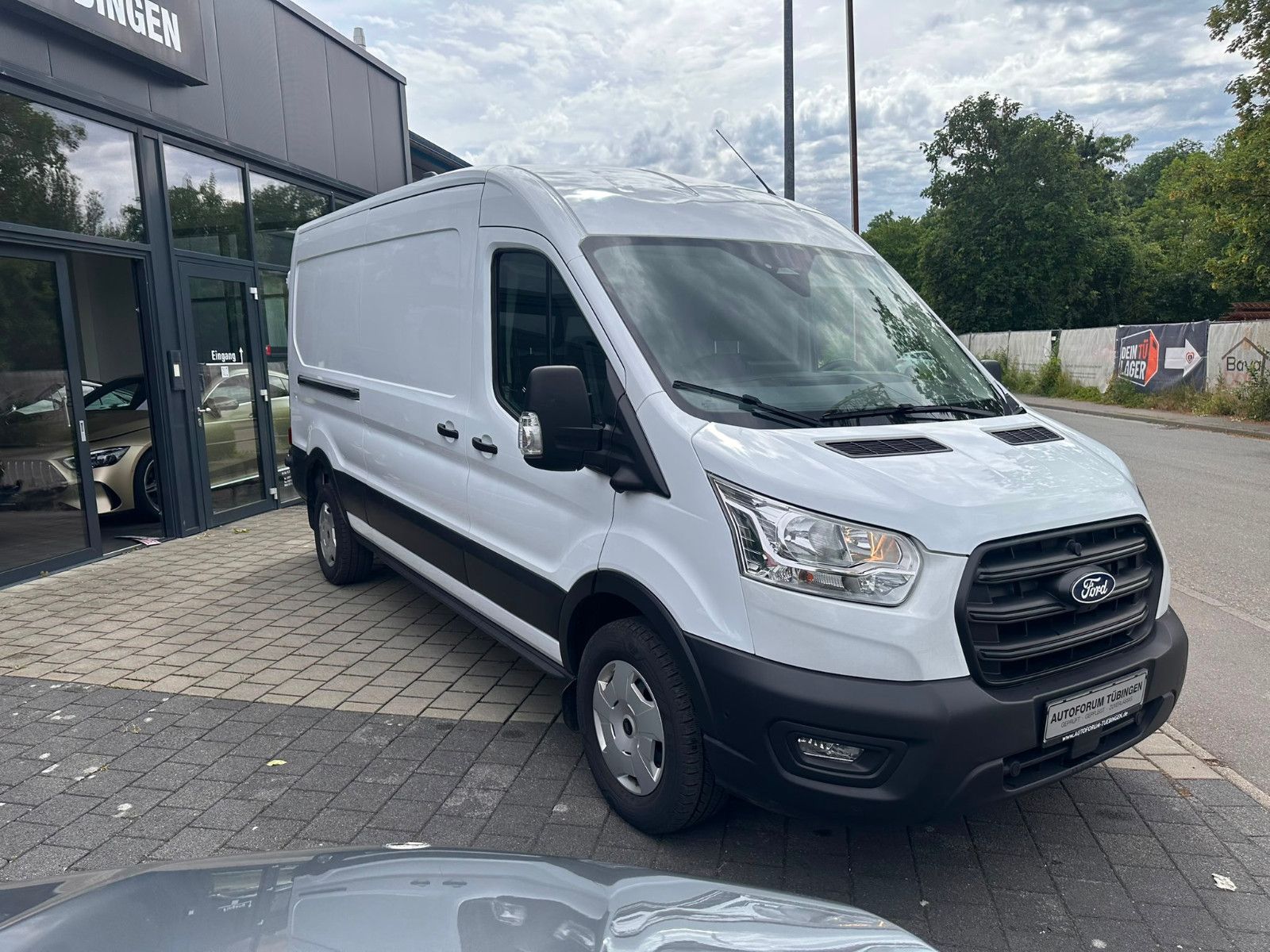 Fahrzeugabbildung Ford Transit 350 L3H2 Trend*ACC*360°*AHK*