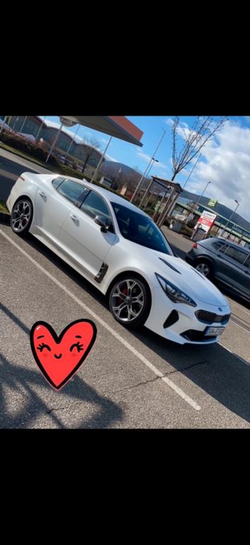 Image of Kia Stinger