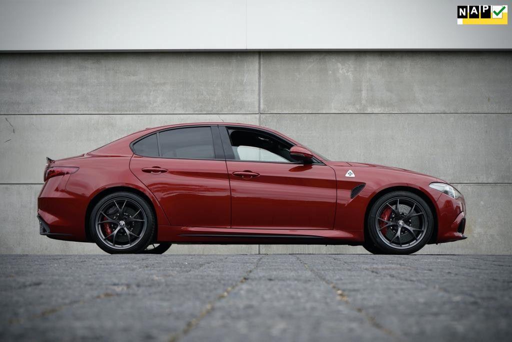 Alfa Romeo Giulia 2.9 V6 Quadrifoglio Schaltgetriebe