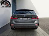 BMW 320d xDrive LuxuryLine*KEYLESS*HUD*DIGITAL*PANO* - BMW 320: Beheizbares Lenkrad