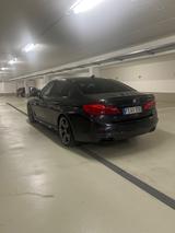 BMW M550i xDrive Massage/Belüftung/Standheizung Voll - BMW M550 Gebrauchtwagen