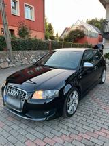 Audi S3 8P 1te Hand - Audi S3 mit Benzin-Antrieb: 1.8