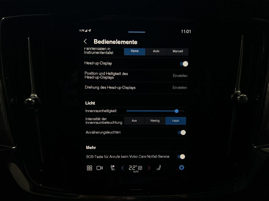 Volvo S90 T8 Ultimate Dark Recharge AWD BLIS FourC B&W