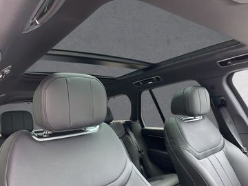 Land-Rover Range Rover - 10