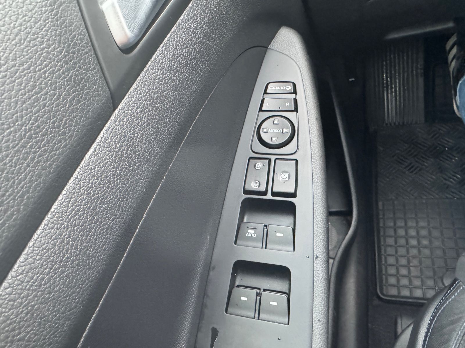 Fahrzeugabbildung Hyundai Tucson blue Style 2WD Navi+Sitzheizung