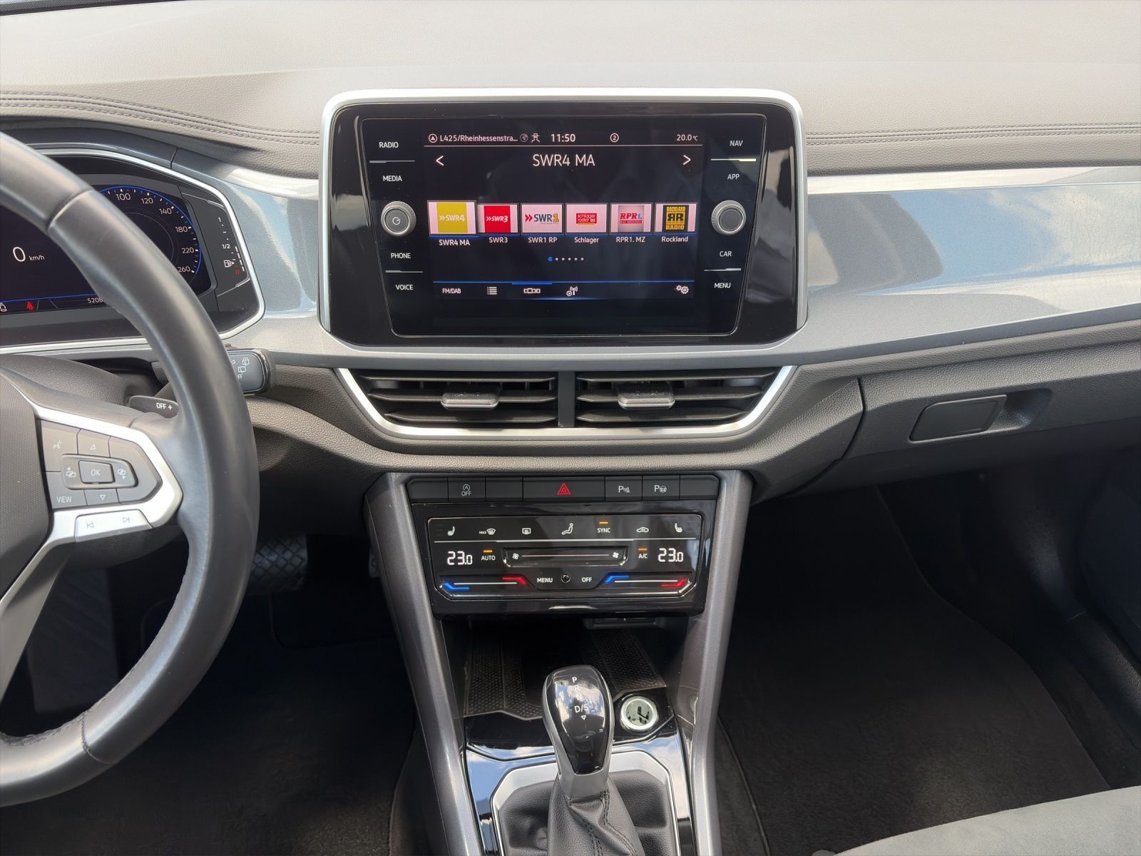 Volkswagen T-Roc - Bild 12