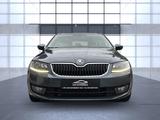 Skoda Octavia Combi Elegance+BI-XENON+NAVI+LEDER+PDC - Skoda Octavia: Combi Elegance