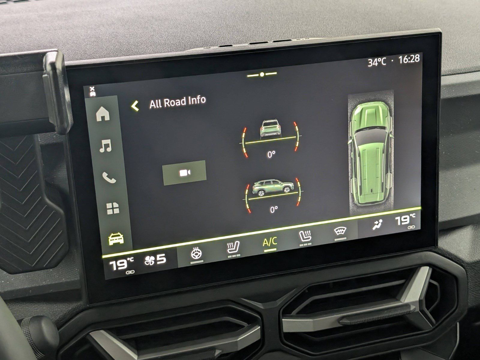 DACIA Bigster  Journey Hybrid 155 19-Zoll City – Bild 28