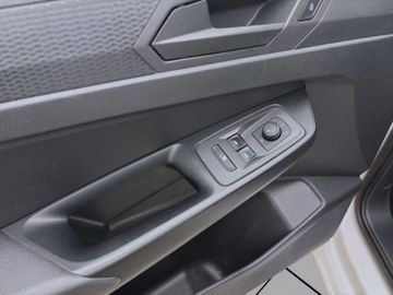 Volkswagen Caddy - 10