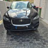 Jaguar F-Pace 20d Portfolio Automatik 8Fach Bereifung - Jaguar Gebrauchtwagen in Hamburg
