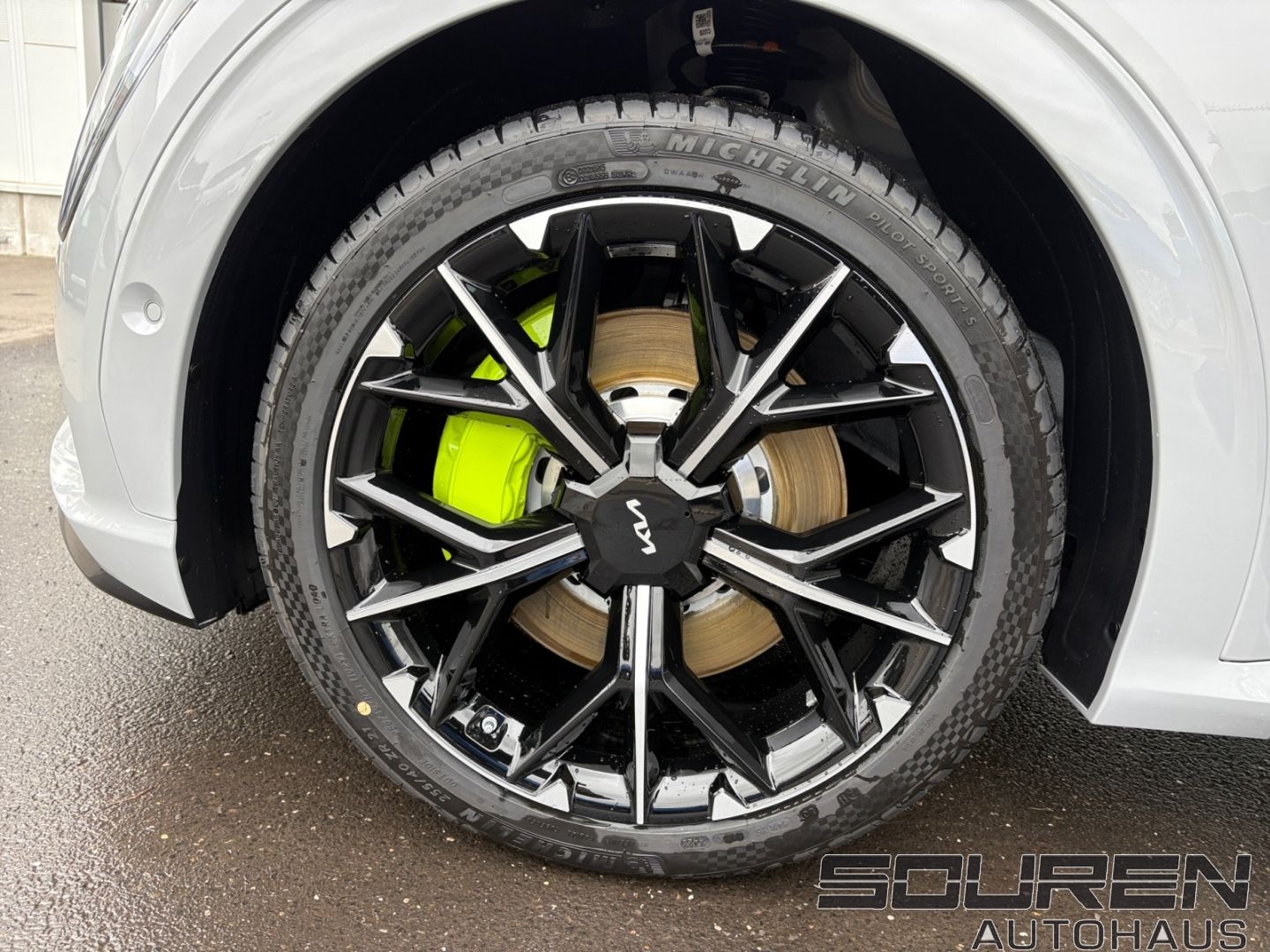 Fahrzeugabbildung Kia EV6 PE GT 609 PS Gewerbe 0,25% Verst. 75% Turboa