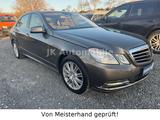 Mercedes-Benz E 350 Limousine CDI BlueEfficiency 4Matic - Mercedes-Benz E 350 aus 2010: 4matic