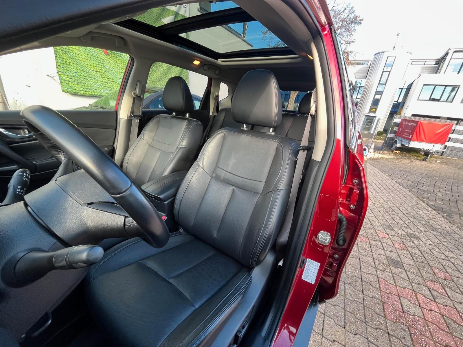 Nissan X-Trail Tekna*Pano*Bose