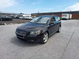 Volvo V50 2.4 - Volvo V50: 2.4