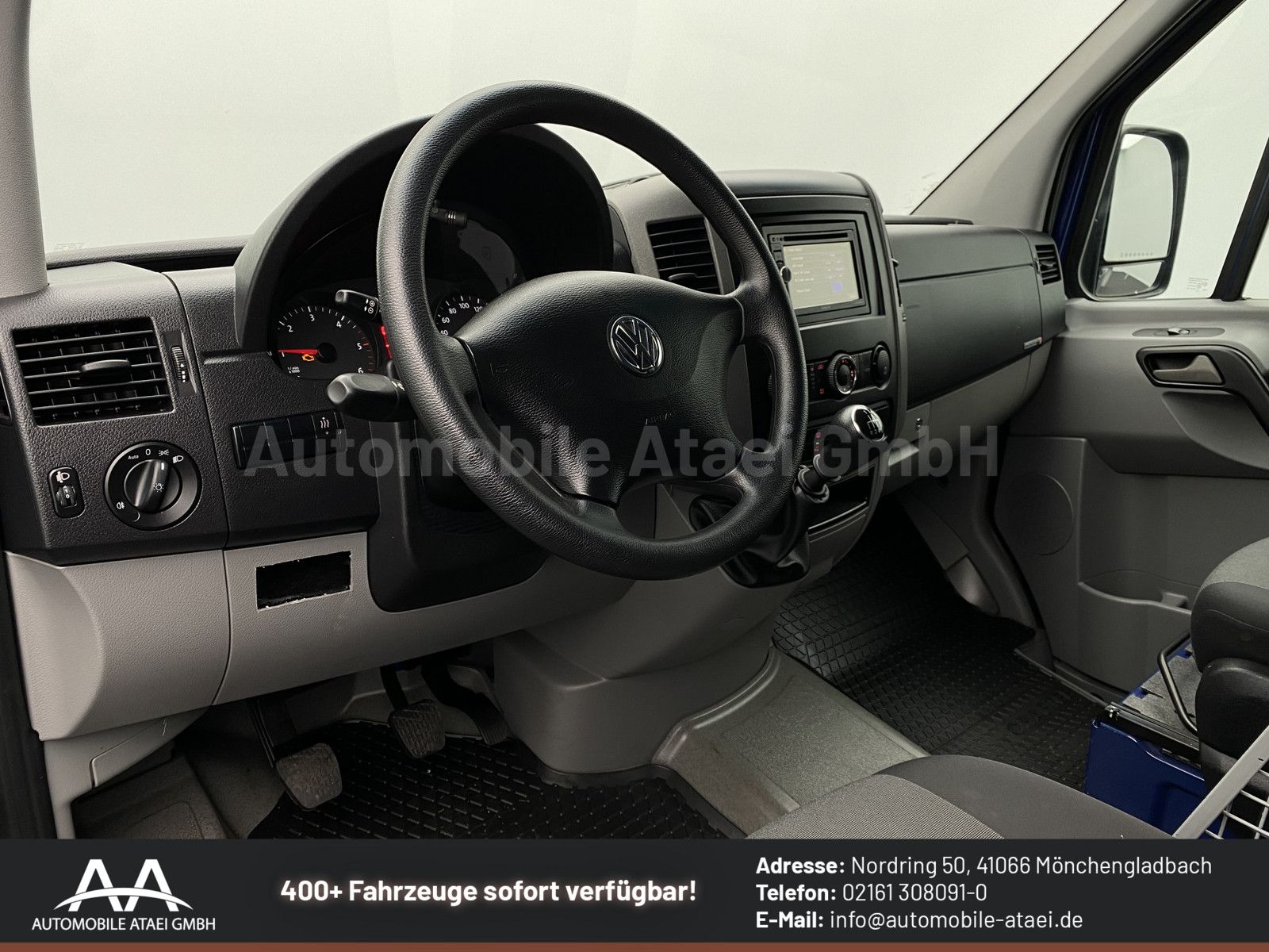 Fahrzeugabbildung Volkswagen Crafter Kombi 35 *Rollstuhl-Lift* KAMERA 0903