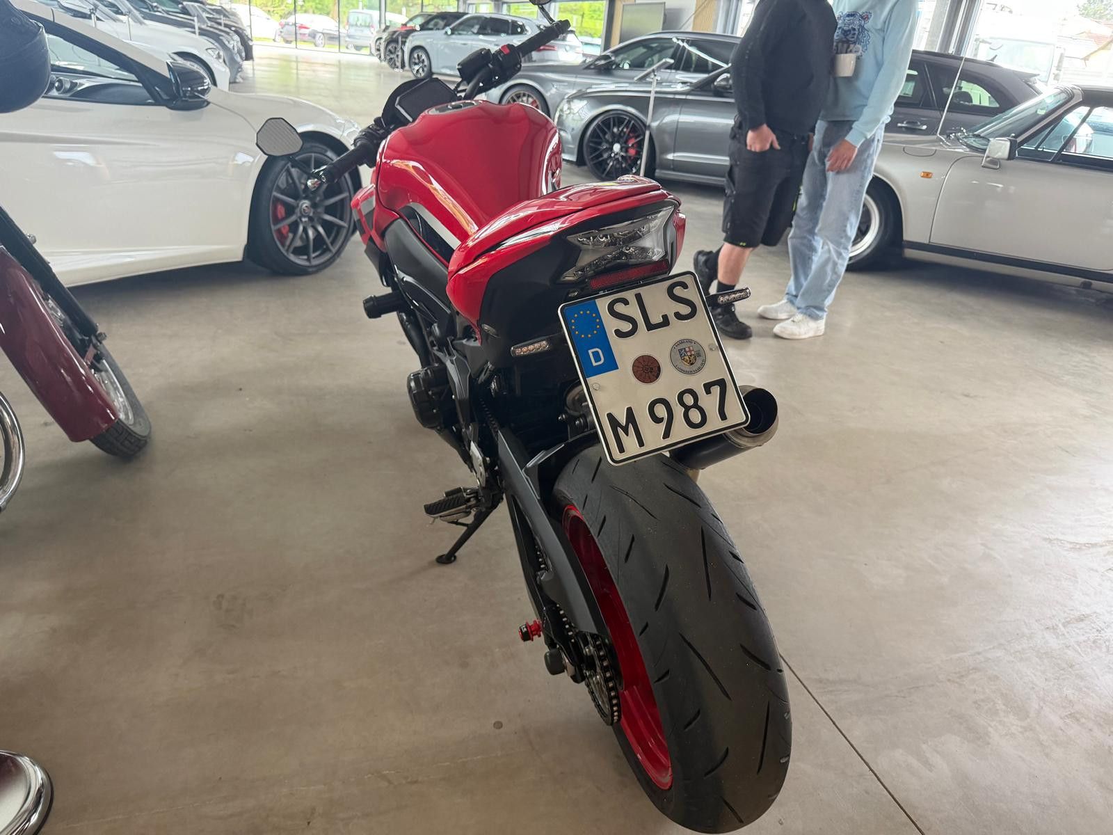 Fahrzeugabbildung Kawasaki Z900