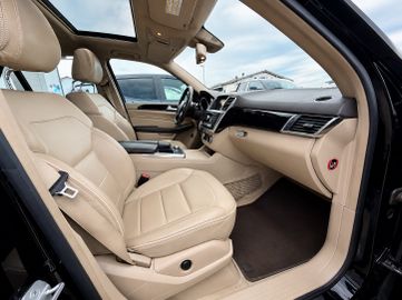 Mercedes ML 350 - 7