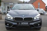 BMW 220d Gran Tourer+PANORAMA+AHK+PDC+NAVI+8-FACH - BMW 220 Gran Tourer mit Diesel-Antrieb: Automatik