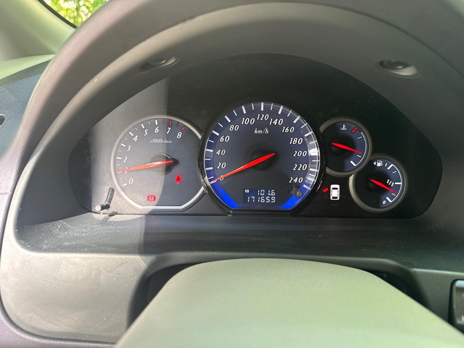 Mitsubishi Grandis 2005 — photo 10